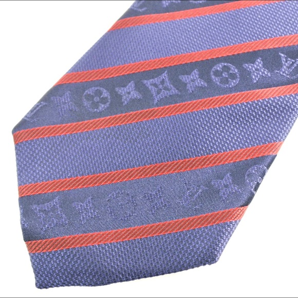 🎁LV HOLIDAY 25’🎁🆕💯✨🔥RARE LOUIS VUITTON NAVY RED LARGE MONOGRAM STRIPE TIE🔥 - Picture 9 of 15